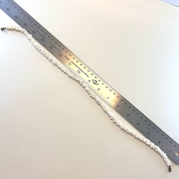 Vintage Natural Shell Choker Necklace Chip Sea Shell White - Picture 5 of 5